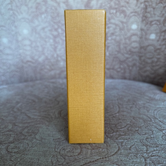 Louis Vuitton Gift Box and Receipt Holder Set with Ribbons - Picture 4 of 14